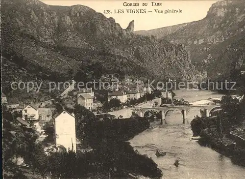 Les Vignes Lozere Vue generale Pont Gorges du Tarn Kat. Les Vignes