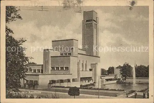 Hilversum Raadhuis Fontaene Kat. Hilversum