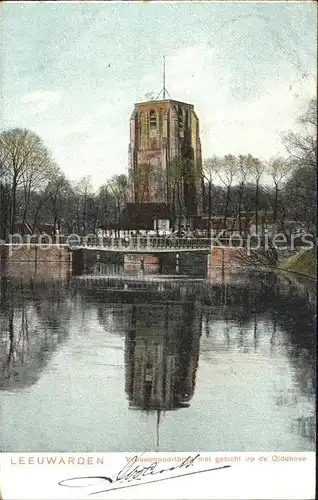 Leeuwarden Vrouwenpoortbrug met gezicht op de Oldehove Kat. Leeuwarden