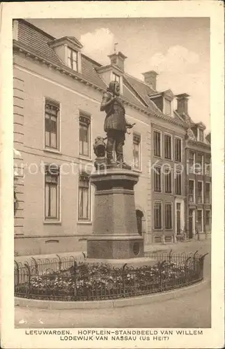 Leeuwarden Hofplein Standbeeld van Willem Lodewijk van Nassau Denkmal Statue Kat. Leeuwarden