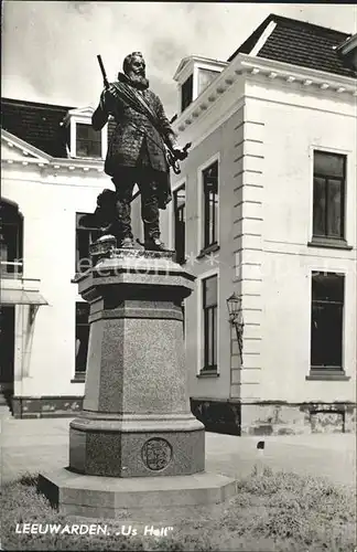 Leeuwarden Monument Standbeeld Us Heit Denkmal Statue Kat. Leeuwarden