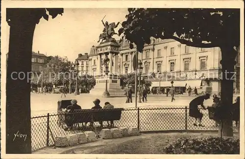 Clermont Ferrand Puy de Dome Place de Jaude Statue de Vercingetorix Collection La Douce France Kat. Clermont Ferrand