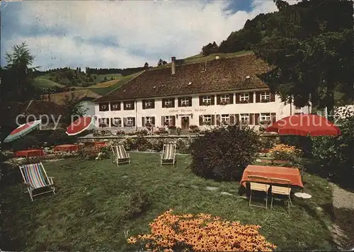 Obermuenstertal Hotel Schwarzwaldgasthof Spielweg Liegewiese Kat. Muenstertal