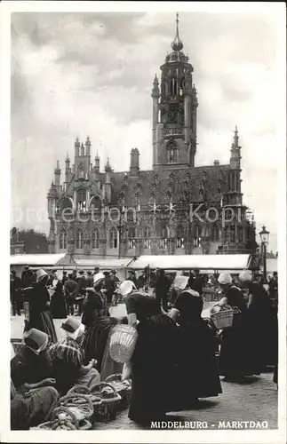 Middelburg Zeeland Marktdag Stadhuis Rathaus Historisches Gebaeude 16. Jhdt. Kat. Middelburg