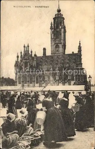 Middelburg Zeeland Marktdag Stadhuis Rathaus Historisches Gebaeude 16. Jhdt. Kat. Middelburg