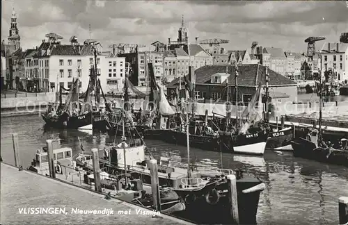 Vlissingen Nieuwendijk met Vismijn Fischerboote Kat. Vlissingen