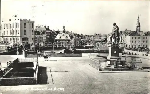 Vlissingen Boulevard de Ruyter Standbeeld Denkmal Statue Kat. Vlissingen