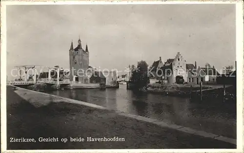 Zierikzee Gezicht op beide Havenhoofden Zugbruecke Kat. Zierikzee