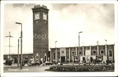 Nijmegen Station Autos  Kat. Nimwegen Nijmegen