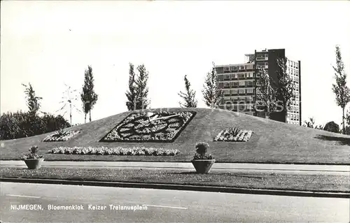 Nijmegen Bloemenklok Keizer Traianusplein Kat. Nimwegen Nijmegen