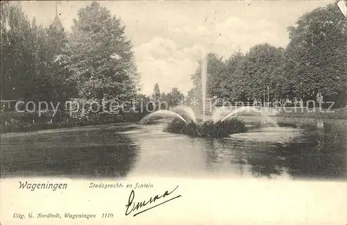 Wageningen Stadsgracht  en fontein