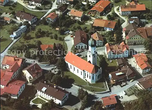 Rettenberg Oberallgaeu Fliegeraufnahme Historischer Ortskern Pfarrkirche St. Stephan Kat. Rettenberg