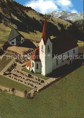 Berwang Tirol Pfarrkirche St Jakob Fliegeraufnahme Kat. Berwang