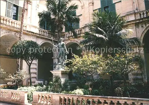 Valletta Palace Courtyard Kat. Valletta