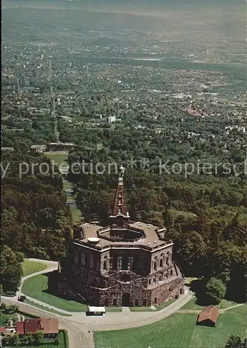 Wilhelmshoehe Kassel Herkulesdenkmal mit Schloss Fliegeraufnahme Kat. Kassel