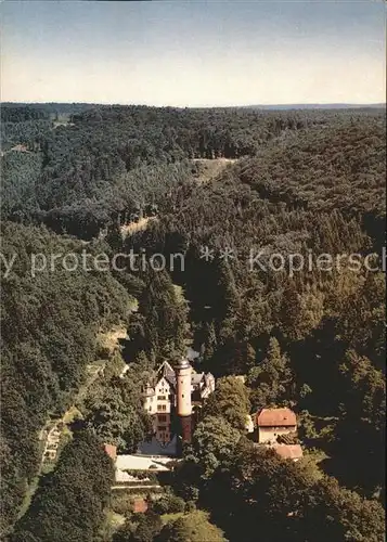 Mespelbrunn Schloss Mespelbrunn im Spessart Fliegeraufnahme Kat. Mespelbrunn