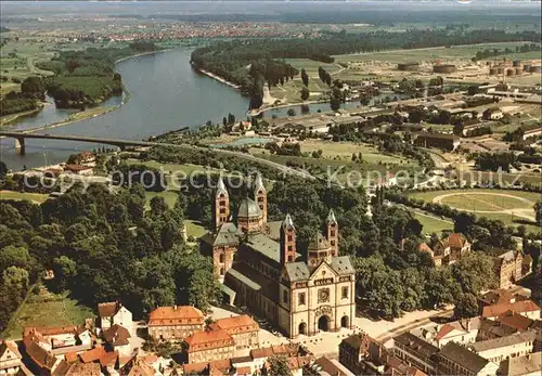 Speyer Rhein mit Kaiserdom und Rheinbruecke Fliegeraufnahme Kat. Speyer