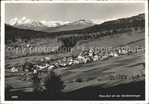 Flims Dorf mit Oberlaenderbergen Kat. Flims Dorf