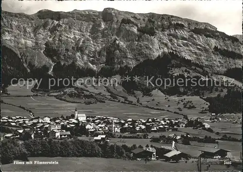 Flims Dorf mit Flimserstein Kat. Flims Dorf