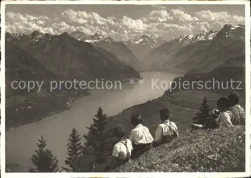 Urnersee Kinder schaue auf den See Reusstal Kat. Brunnen