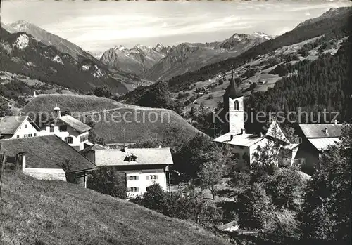 Luzein Ortsansicht mit Kirche Panorama Blick gegen Silvrettagruppe Kat. Luzein