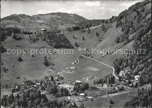 Les Avants et l Hotel de Sonloup Kat. Les Avants