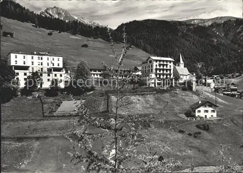 Wiesen Albula Hotel Bellevue mit Valbellahorn Kat. Wiesen