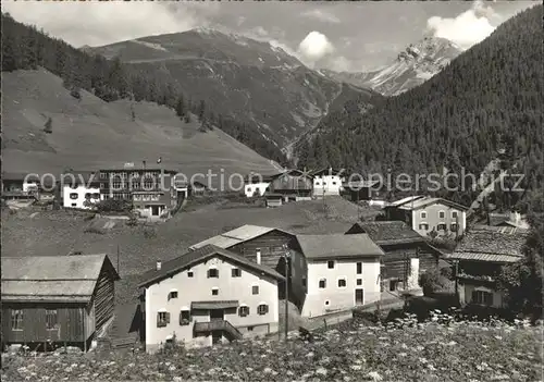 Wiesen Albula mit Hotel Pension Sonnenhalde Sandhubel und Valbellahorn Kat. Wiesen