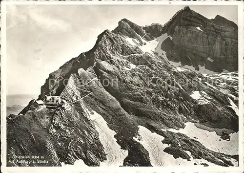 Schwaegalp Tierwies Berggasthaus mit Aufstieg zum Saentis Bergwanderroute Appenzeller Alpen Kat. Schwaegalp