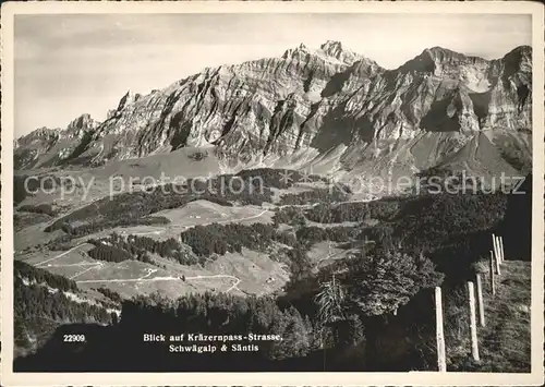 Schwaegalp Panorama Blick auf Kraezernpass Strasse und Saentis Appenzeller Alpen Kat. Schwaegalp