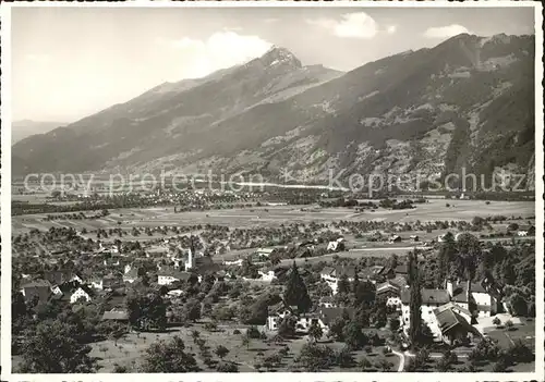 Malans GR Landschaft Dorf Natur / Malans /Bz. Landquart