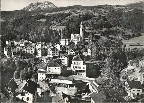 Tiefencastel an Julier Route mit Mon und Piz Toissa Oberhalbsteiner Alpen Kat. Tiefencastel