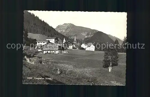 Langwies GR Gesamtansicht mit Alpen Kat. Langwies