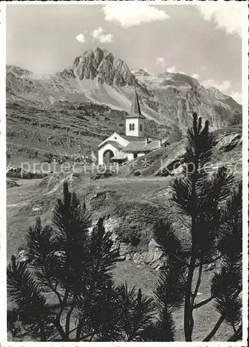 Maloja GR Kirche mit Piz Lagrev / Maloja Graubuenden /Bz. Maloja