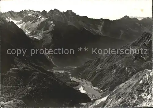 Bergell mit Albignagruppe Fliegeraufnahme Kat. Soglio