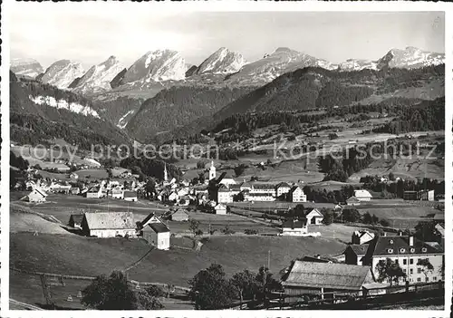 Nesslau Neu St Johann mit Churfirsten Panorama Kat. Nesslau