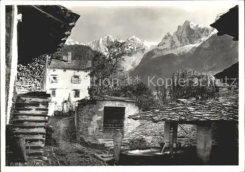 Soglio Dorfbrunnen Kat. Soglio