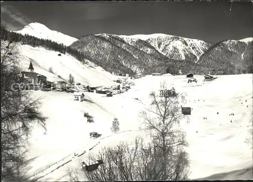 Wiesen Albula mit Skilift und Valbellahorn Kat. Wiesen