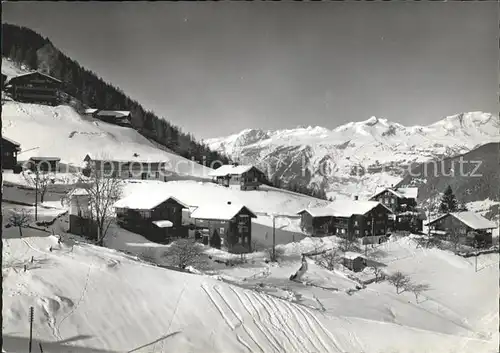 Tschiertschen Dorfpartie im Winter mit Calanda Kat. Tschiertschen