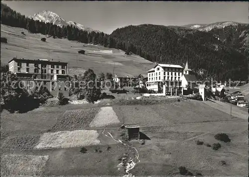 Wiesen Albula Kurhaus Bellevue und Haus Valbella Kat. Wiesen