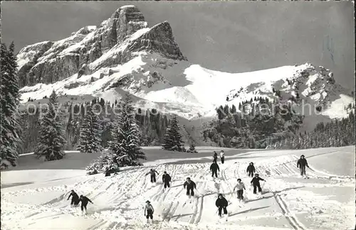 Braunwald GL Skiabfahrt von Alp Kat. Braunwald