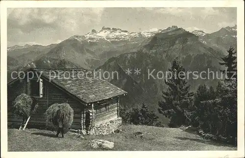 Braunwald GL Hinter Habegg mit Kaerpstock Berghuette Kat. Braunwald