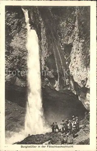 Klausenstrasse Berglistueber in der Faetschbachschlucht Wandergruppe Kat. Klausen