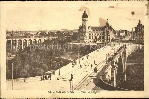 Luxembourg Luxemburg Avenue et Pont Adolphe / Luxembourg /