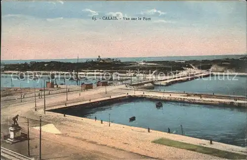 Calais Vue sur le Port Monument Kat. Calais