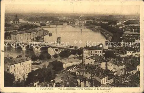 Toulouse Haute Garonne Vue panoramique sur la Garonne et le Pont neuf Kat. Toulouse
