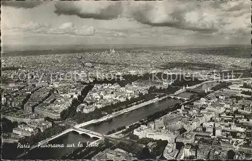 Paris Panorama sur la Seine vue aerienne Kat. Paris