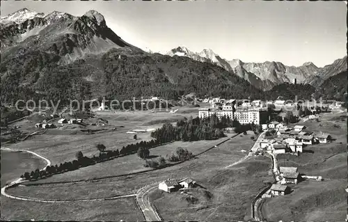 Maloja GR Panorama mit Bergeller Bergen / Maloja Graubuenden /Bz. Maloja