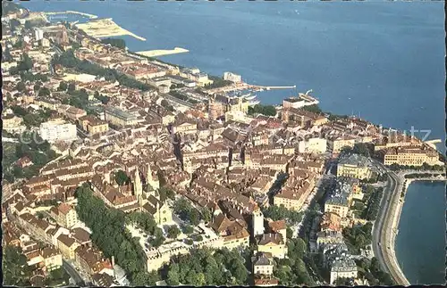 Neuchatel NE Vue aerienne / Neuchatel /Bz. NeuchÃ¢tel