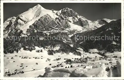 Wildhaus SG mit Schafberg und Saentis Kat. Wildhaus Lisighaus